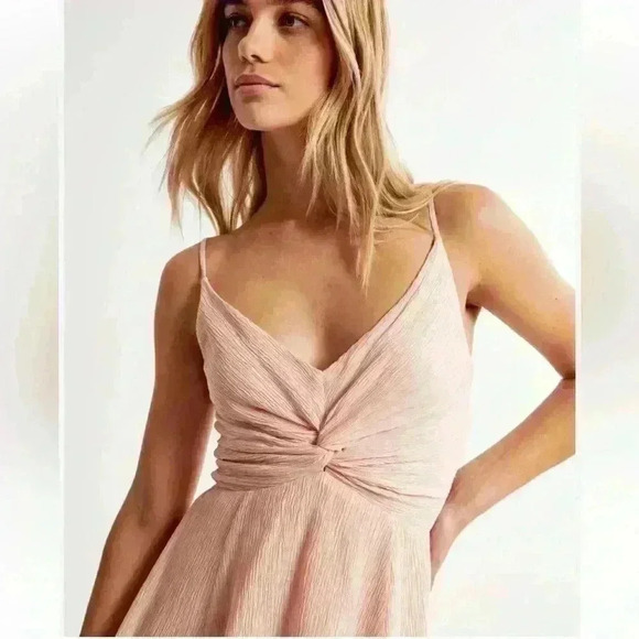 Abercrombie & Fitch Dresses Abercrombie Crinkle Textured Twist-Front Mini Dress - Picture 1 of 12